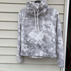 Cozy Gray Tie-Dye Pullover Hoodie